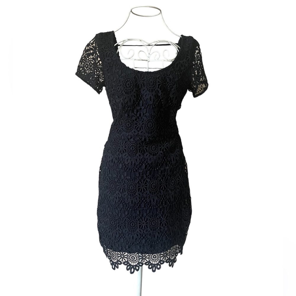 Hollister Lace dress